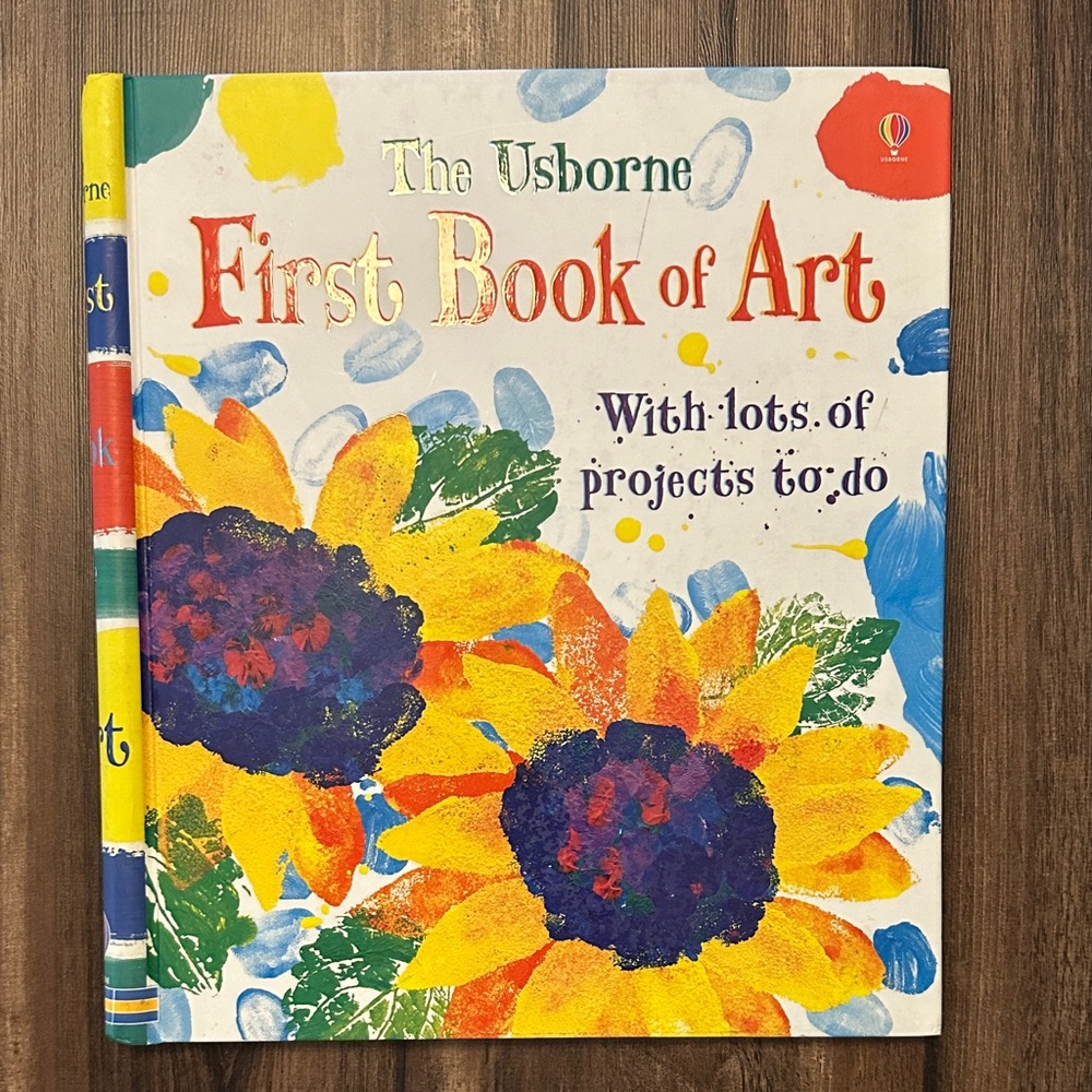 Usborne First Book of Art - Colorful Learning Toy